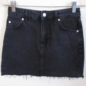 Top Shop Moto Size 2 Black Denim Raw Edge Mini Skirt TopShop